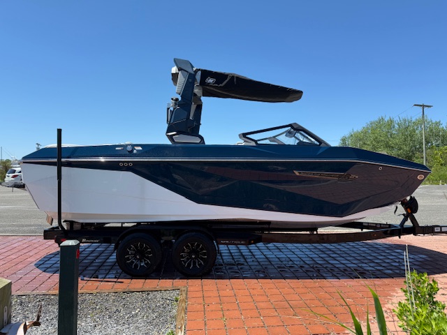 2025 Nautique G23 Icon